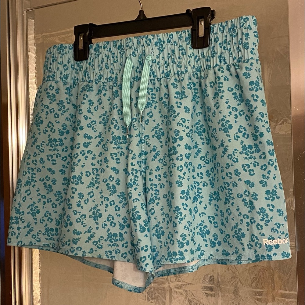 REEBOK Women's Athletic Running Shorts Large NWOT